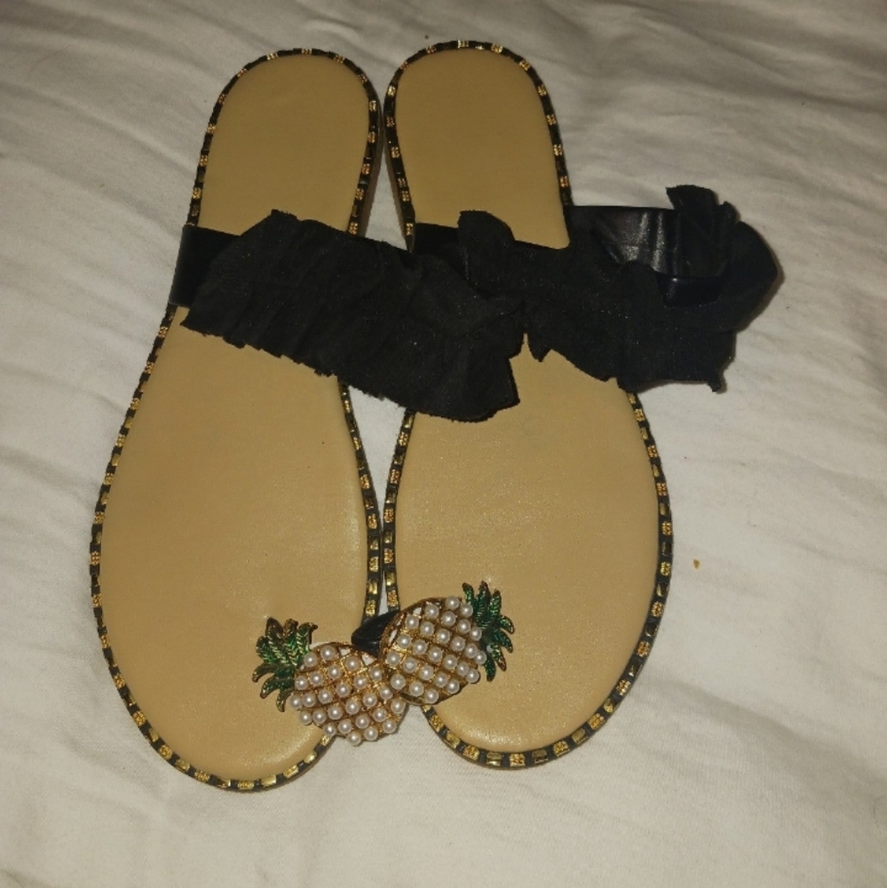 Sandals - Picture 5 of 6